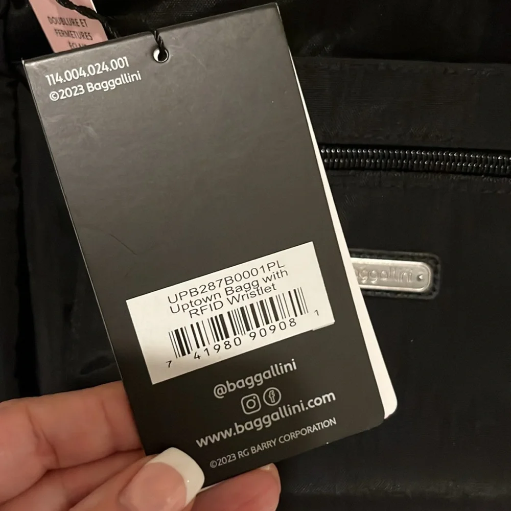 NWT! BAGGALLINI BLACK CROSSBODY BAG